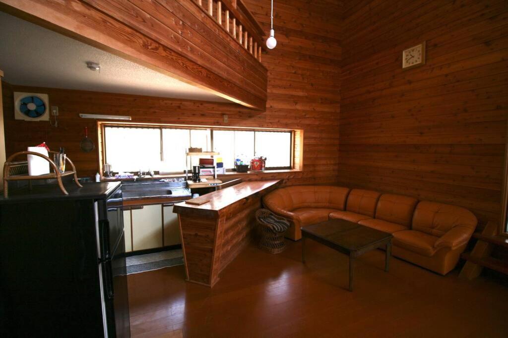 北軽井沢の貸別荘一棟貸し切り-庭とウッドデッキつき Azumaiokozan Exterior foto