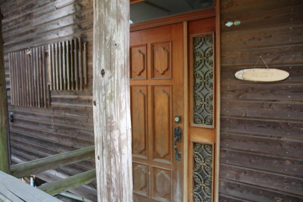 北軽井沢の貸別荘一棟貸し切り-庭とウッドデッキつき Azumaiokozan Exterior foto